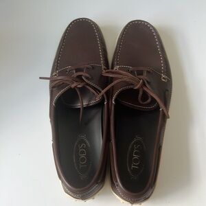 - Tod’s Men’s Driving Loafer. Excellent condition! Size 11